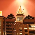 酒店 Roxani 3*