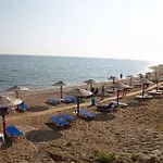 Roxani Maroneia (Crete)