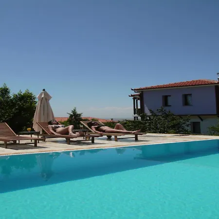 Roxani 3* Maroneia (Crete)