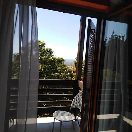 Roxani Hotell Marónia