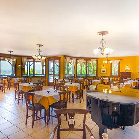 Roxani 3* Marónia
