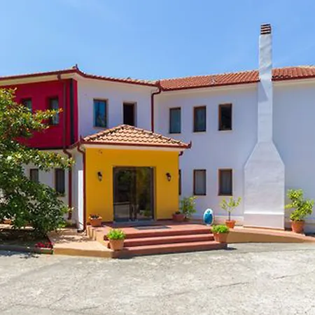 Hotel Roxani 3*