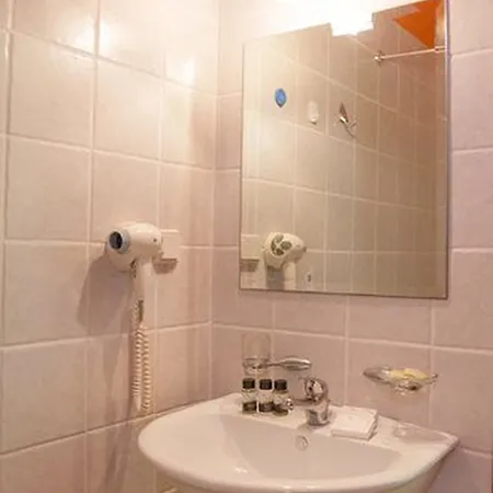 Roxani 3* Marónia