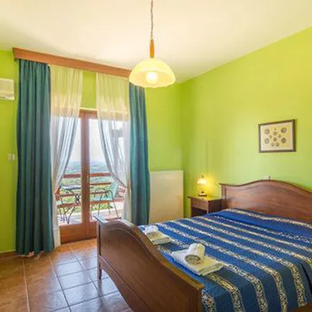 Roxani 3*