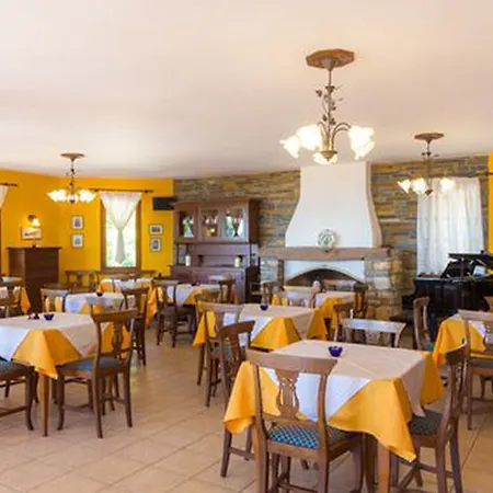 Roxani Hotell Marónia