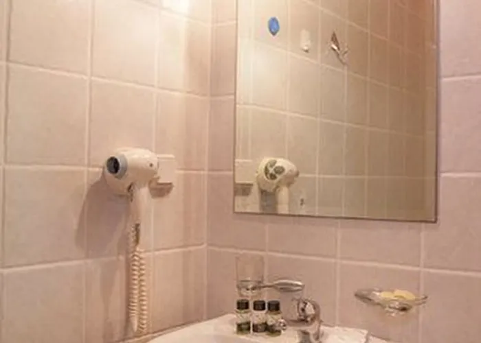 Roxani 3* Maroneia (Crete)