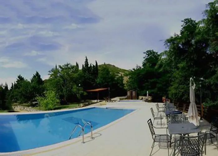 Roxani 3* Maroneia (Crete)